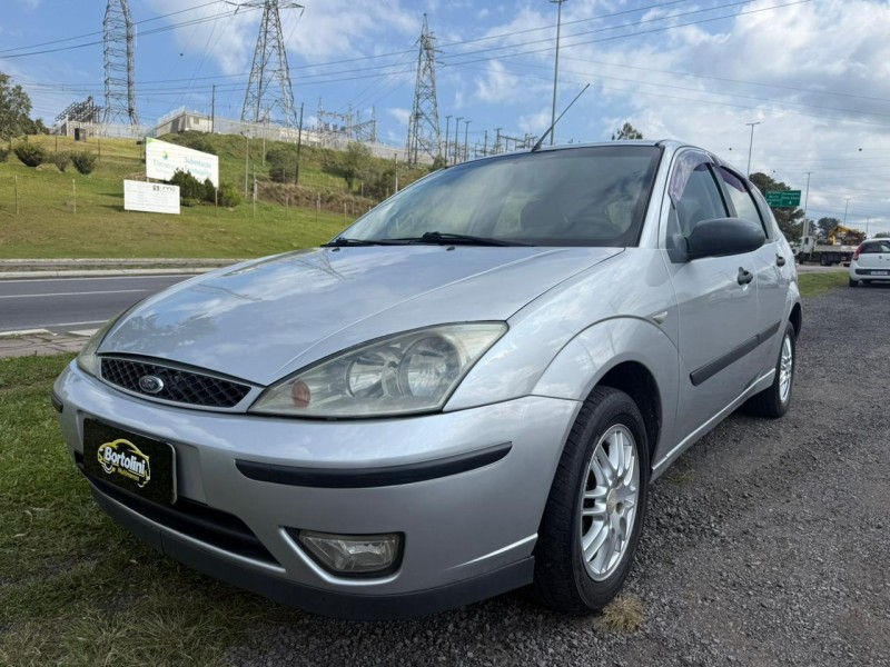 FOCUS 1.6 8V GASOLINA 4P MANUAL - 2005 - FARROUPILHA