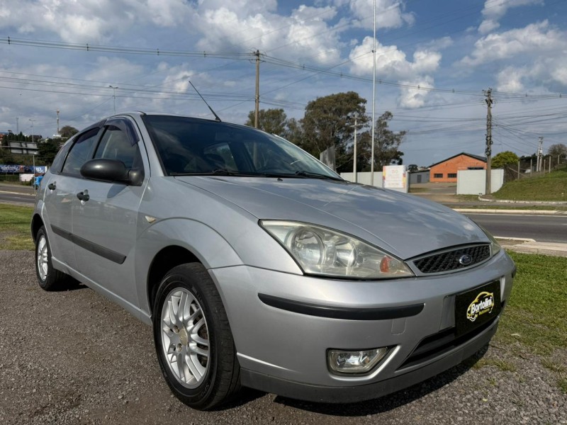 FOCUS 1.6 8V GASOLINA 4P MANUAL - 2005 - FARROUPILHA