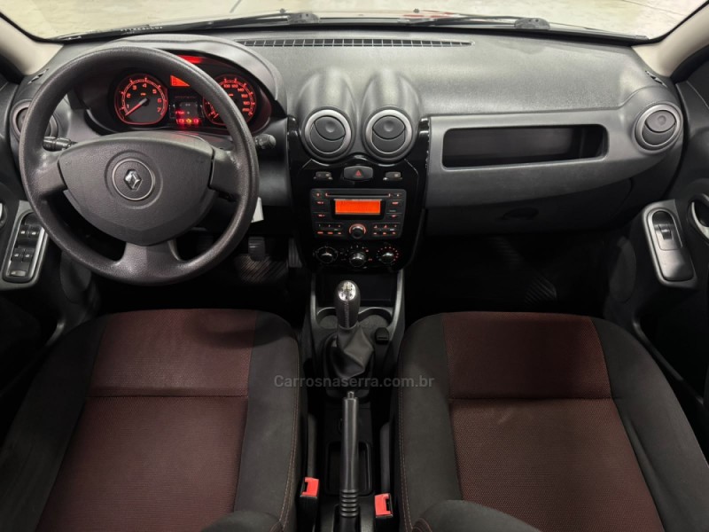 SANDERO 1.6 STEPWAY 8V FLEX 4P MANUAL - 2013 - CAXIAS DO SUL