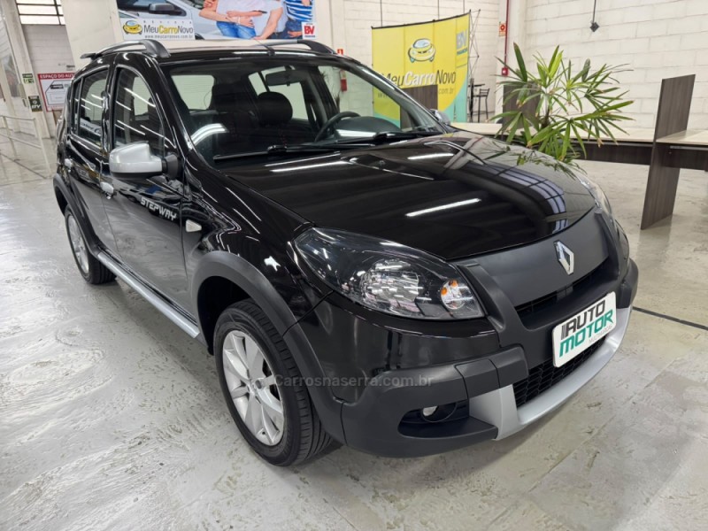 sandero 1.6 stepway 8v flex 4p manual 2013 caxias do sul