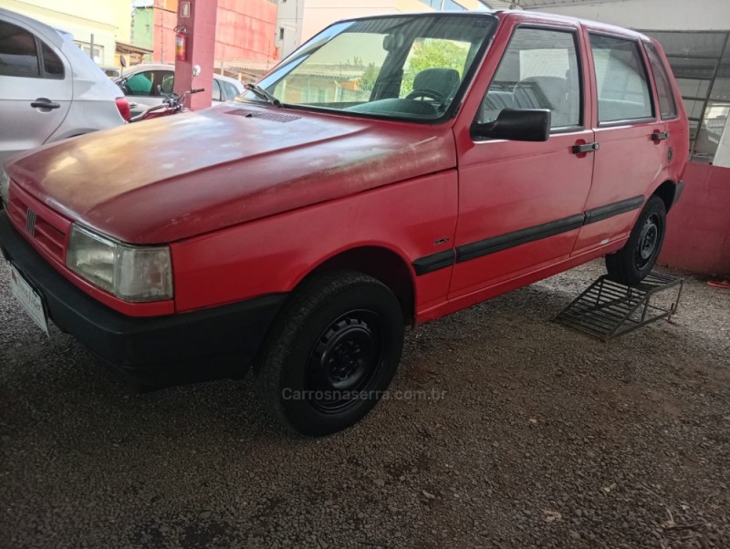 UNO 1.0 MILLE ELETRONIC 8V GASOLINA 4P MANUAL - 1994 - CAXIAS DO SUL