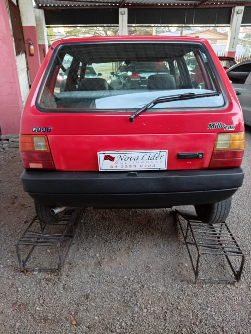 UNO 1.0 MILLE ELETRONIC 8V GASOLINA 4P MANUAL - 1994 - CAXIAS DO SUL
