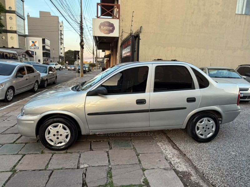 CORSA 1.0 MPFI VHC SEDAN 8V GASOLINA 4P MANUAL - 2004 - CAXIAS DO SUL