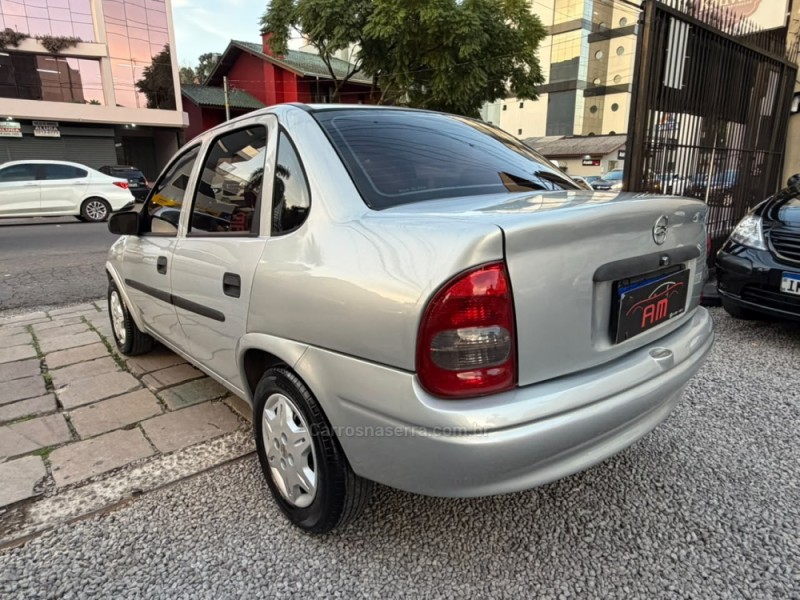 CORSA 1.0 MPFI VHC SEDAN 8V GASOLINA 4P MANUAL - 2004 - CAXIAS DO SUL
