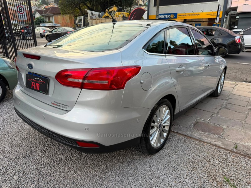 FOCUS 2.0 TITANIUM PLUS SEDAN 16V FLEX 4P AUTOMÁTICO - 2016 - CAXIAS DO SUL