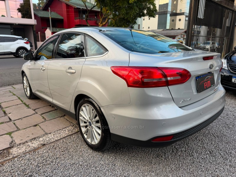 FOCUS 2.0 TITANIUM PLUS SEDAN 16V FLEX 4P AUTOMÁTICO - 2016 - CAXIAS DO SUL