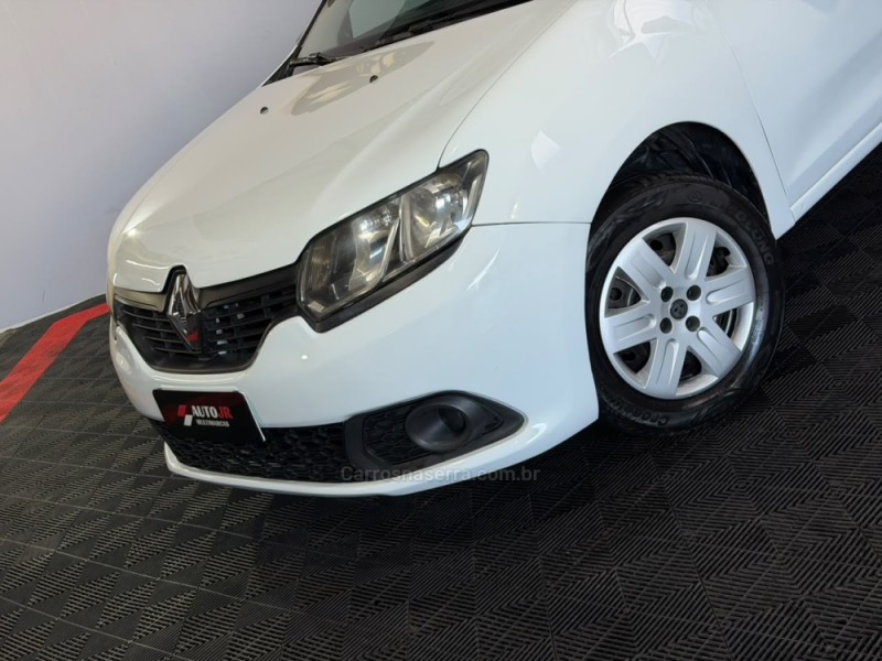 SANDERO 1.0 AUTHENTIQUE 16V FLEX 4P MANUAL - 2019 - VACARIA
