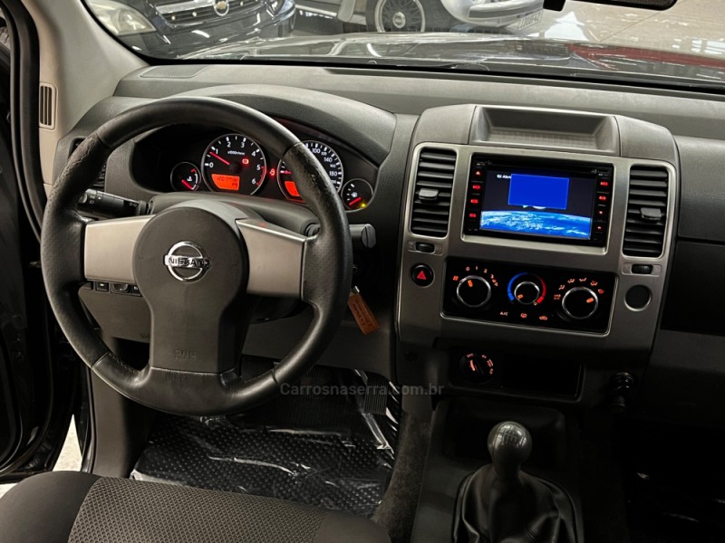 FRONTIER 2.5 S 4X4 CD TURBO ELETRONIC DIESEL 4P MANUAL - 2014 - VACARIA