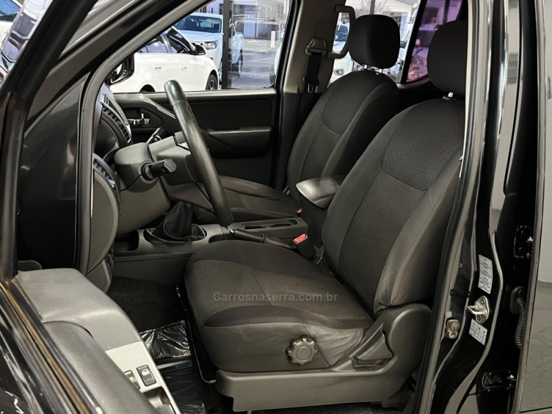 FRONTIER 2.5 S 4X4 CD TURBO ELETRONIC DIESEL 4P MANUAL - 2014 - VACARIA