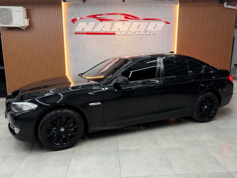 535i 3.0 sedan 6 cilindros 24v turbo gasolina 4p automatico 2011 sapiranga