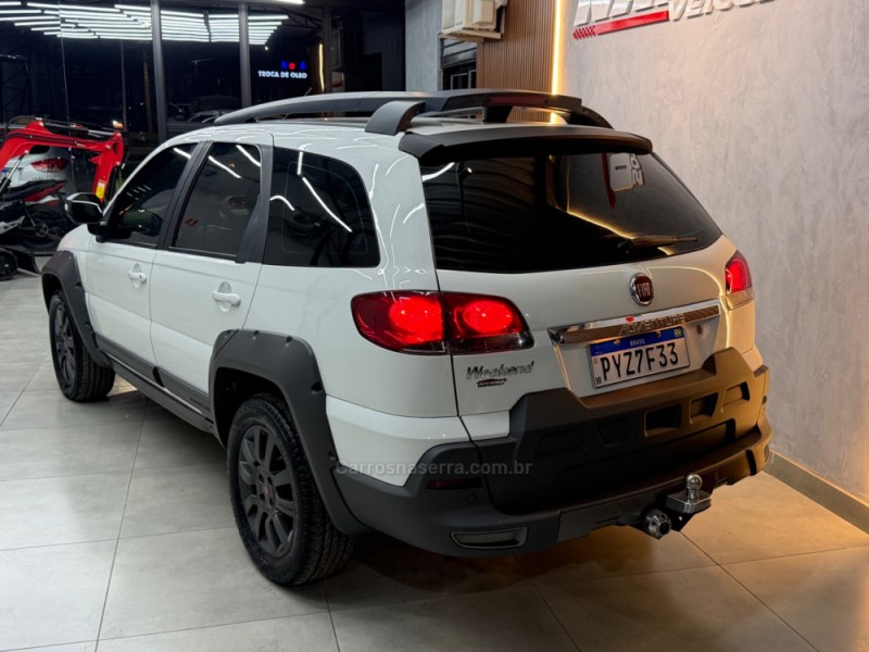 PALIO 1.8 MPI ADVENTURE WEEKEND 16V FLEX 4P AUTOMATIZADO - 2017 - SAPIRANGA