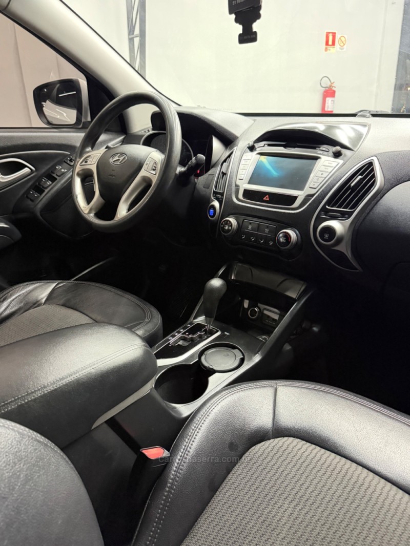 IX35 2.0 MPFI GLS 4X2 16V GASOLINA 4P AUTOMÁTICO - 2014 - SAPIRANGA