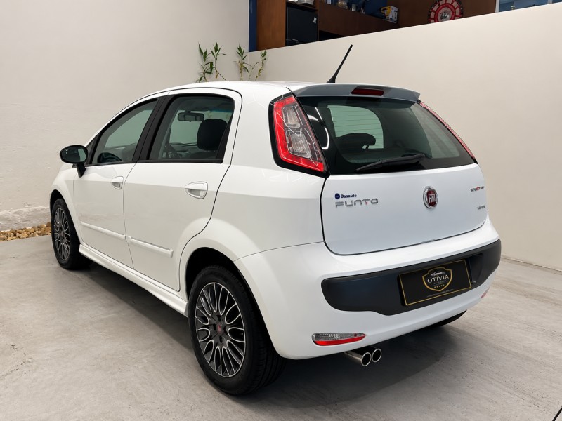 PUNTO 1.8 SPORTING 16V FLEX 4P MANUAL - 2013 - GRAMADO