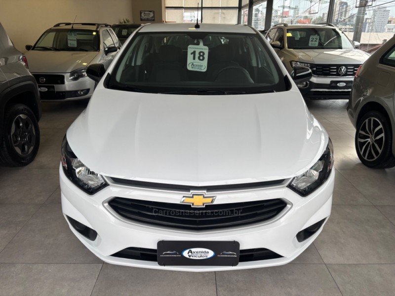ONIX 1.4 ADVANTAGE 8V FLEX 4P AUTOMÁTICO - 2018 - BENTO GONçALVES