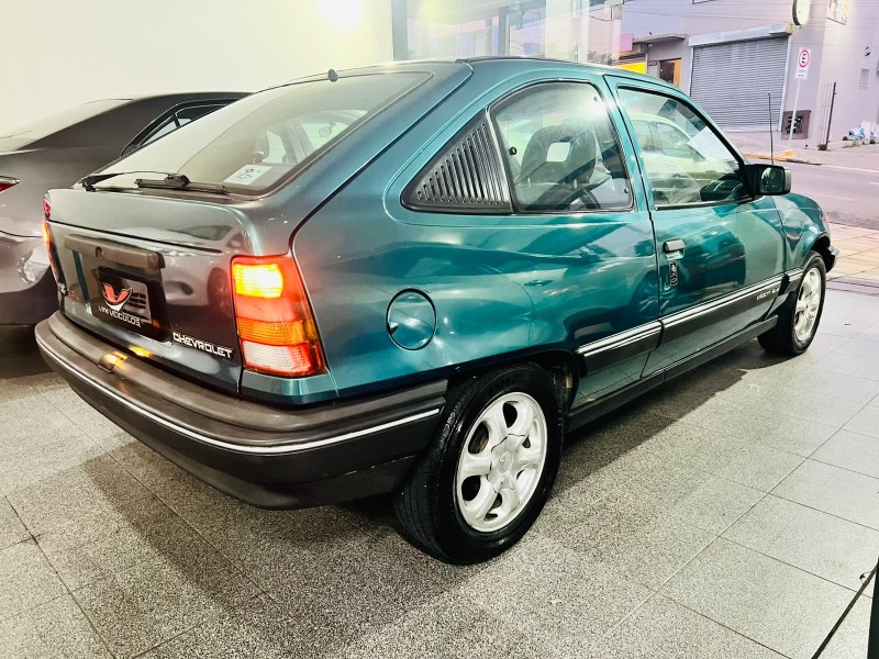 KADETT 1.8 EFI SL/E 8V GASOLINA 2P MANUAL - 1993 - CAXIAS DO SUL
