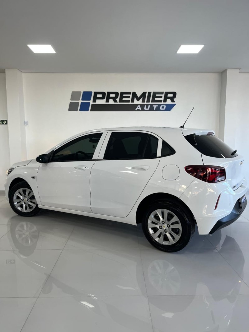 ONIX 1.0 HATCH TURBO 12V FLEX 4P AUTOMÁTICO - 2021 - CAXIAS DO SUL