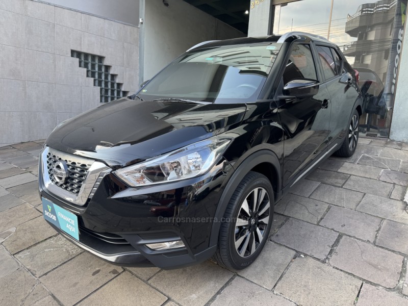 kicks 1.6 sv 16v flexstart 4p automatico 2018 garibaldi