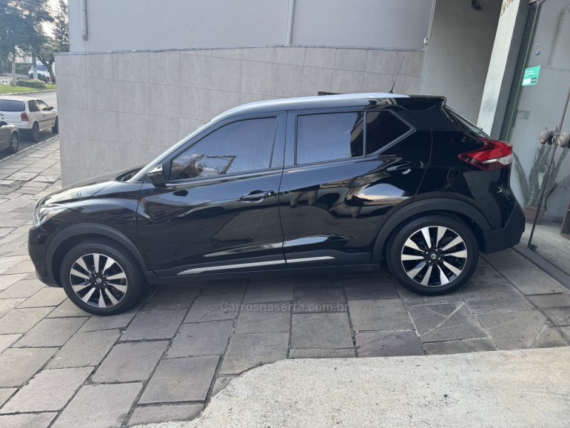 KICKS 1.6 SV 16V FLEXSTART 4P AUTOMÁTICO - 2018 - GARIBALDI