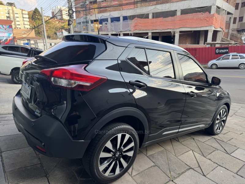 KICKS 1.6 SV 16V FLEXSTART 4P AUTOMÁTICO - 2018 - GARIBALDI