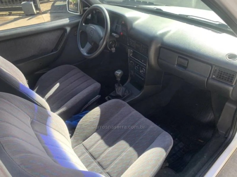 KADETT 2.0 MPFI GLS 8V GASOLINA 2P MANUAL - 1998 - CAXIAS DO SUL