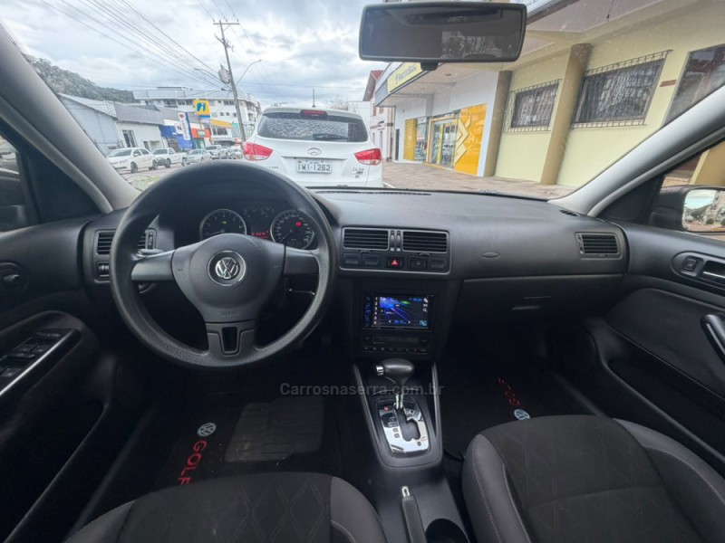 GOLF 2.0 MI 8V FLEX 4P TIPTRONIC - 2013 - NOVA BASSANO