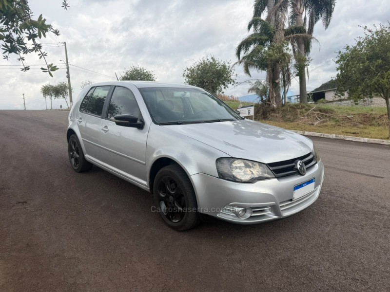 GOLF 2.0 MI 8V FLEX 4P TIPTRONIC - 2013 - NOVA BASSANO
