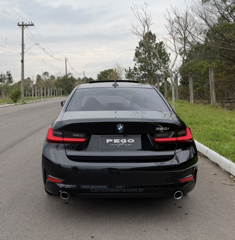 320I 2.0 GP 16V TURBO ACTIVE FLEX 4P AUTOMÁTICO - 2022 - BENTO GONçALVES