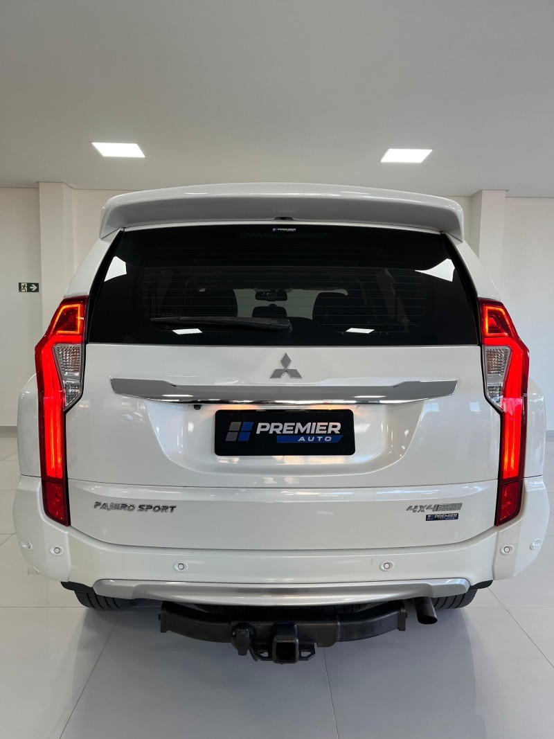 PAJERO SPORT 2.4 HPE 4X4 DIESEL 4P AUTOMÁTICA - 2020 - CAXIAS DO SUL