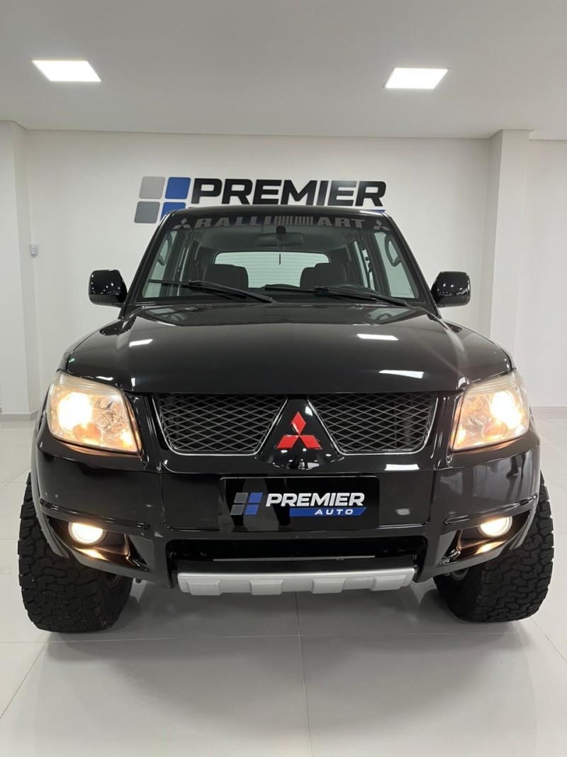 PAJERO TR4 2.0 4X4 16V 140CV FLEX 4P AUTOMÁTICO - 2012 - CAXIAS DO SUL