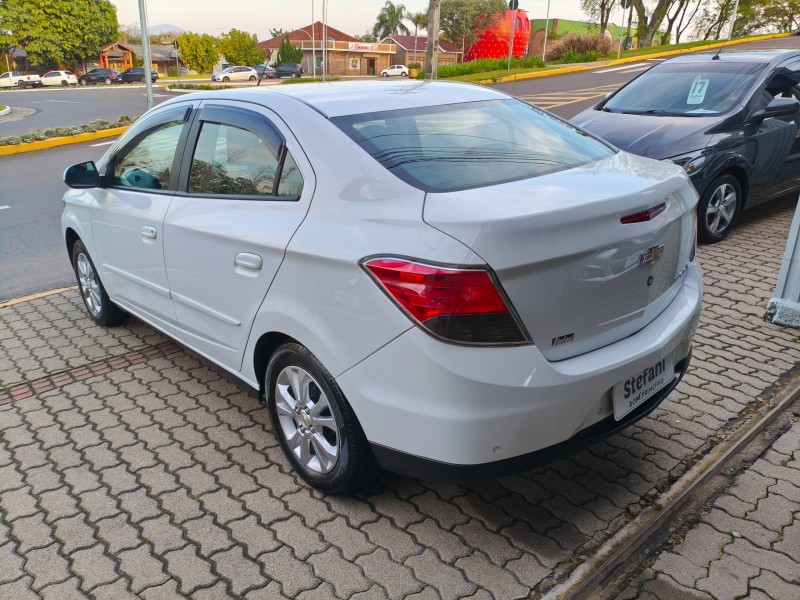 PRISMA 1.4 MPFI LTZ 8V FLEX 4P MANUAL - 2015 - BOM PRINCíPIO