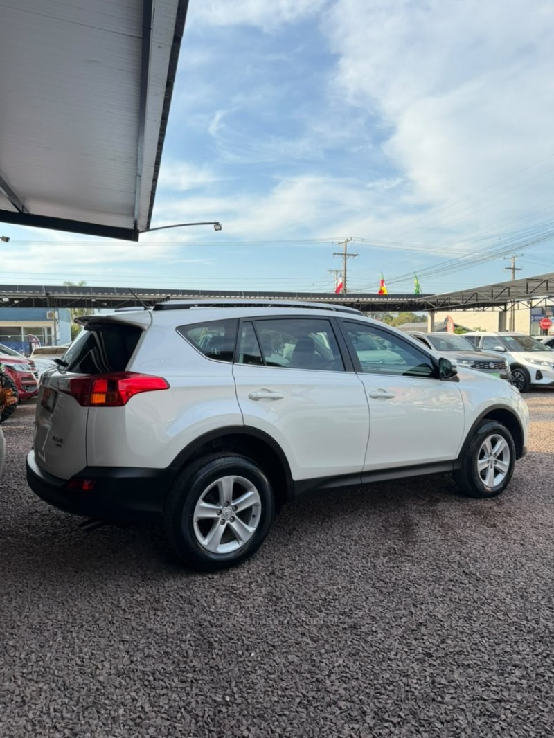 RAV4 2.0 4X4 16V GASOLINA 4P AUTOMÁTICO - 2014 - LAJEADO