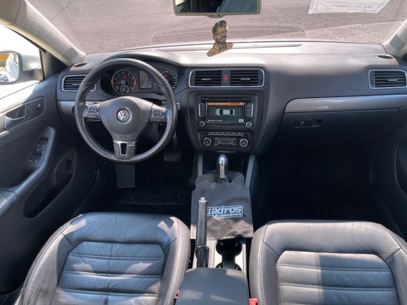 JETTA 2.0 TSI HIGHLINE 200CV GASOLINA 4P TIPTRONIC - 2012 - CAXIAS DO SUL