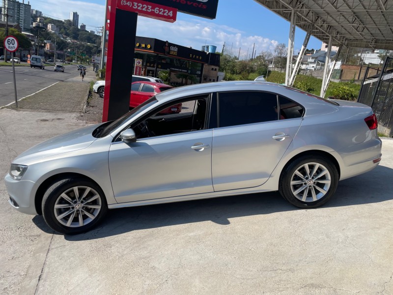 JETTA 2.0 TSI HIGHLINE 200CV GASOLINA 4P TIPTRONIC - 2012 - CAXIAS DO SUL