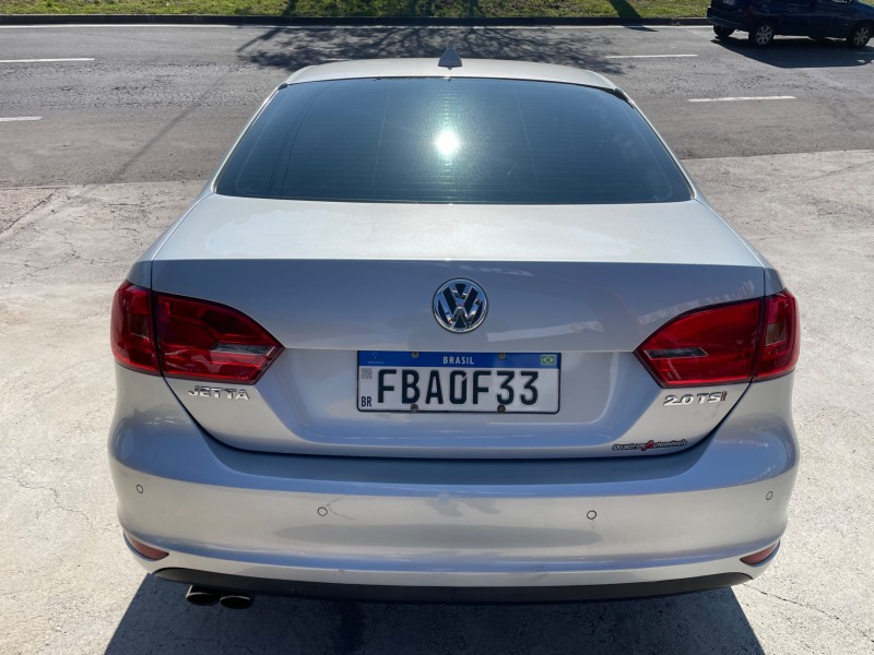 JETTA 2.0 TSI HIGHLINE 200CV GASOLINA 4P TIPTRONIC - 2012 - CAXIAS DO SUL