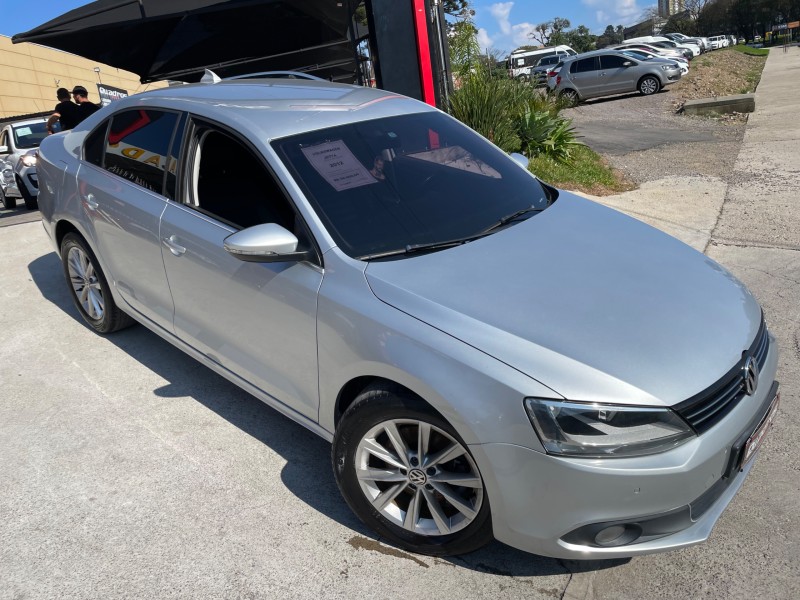 jetta 2.0 tsi highline 200cv gasolina 4p tiptronic 2012 caxias do sul
