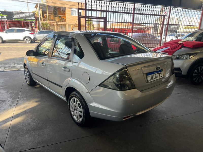 FIESTA 1.0 ROCAM SE SEDAN 8V FLEX 4P MANUAL - 2014 - CAXIAS DO SUL
