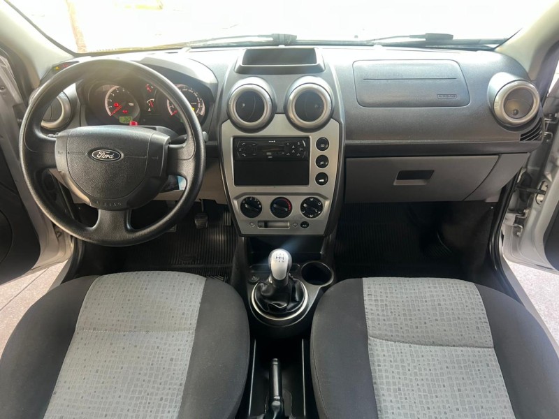 FIESTA 1.0 ROCAM SE SEDAN 8V FLEX 4P MANUAL - 2014 - CAXIAS DO SUL