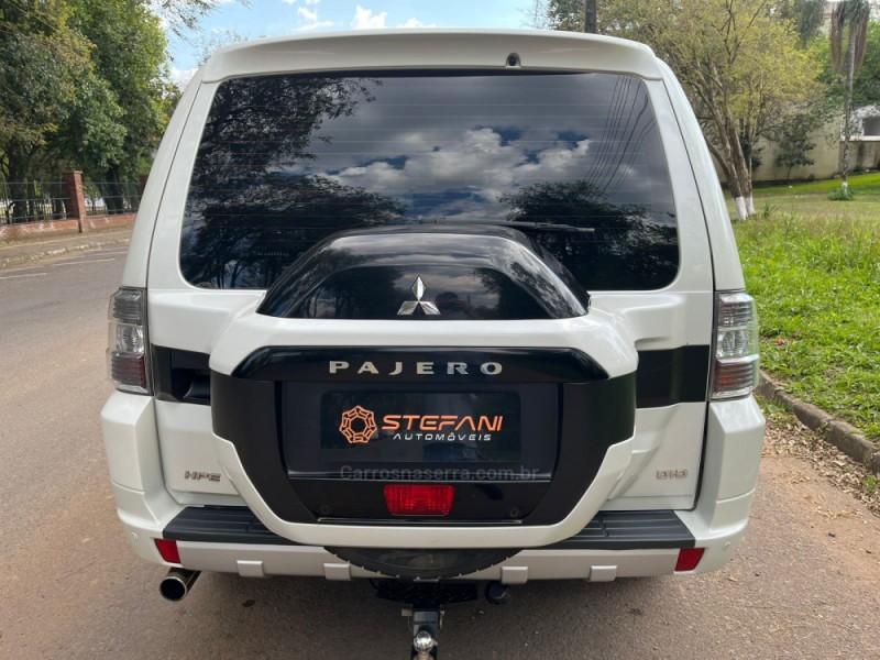 PAJERO FULL 3.2 HPE 4X4 16V TURBO INTERCOOLER DIESEL 4P AUTOMÁTICO - 2020 - FELIZ