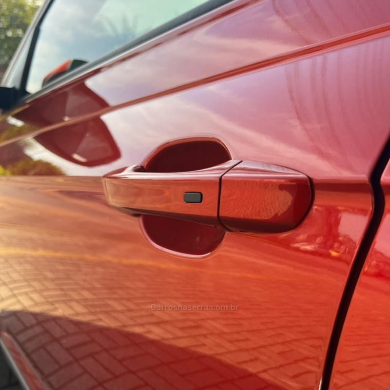 NIVUS 1.0 TSI HIGHLINE FLEX 4P AUTOMÁTICO - 2025 - FELIZ