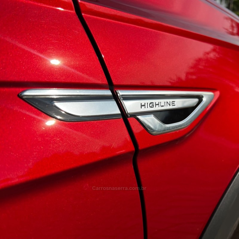 NIVUS 1.0 TSI HIGHLINE FLEX 4P AUTOMÁTICO - 2025 - FELIZ
