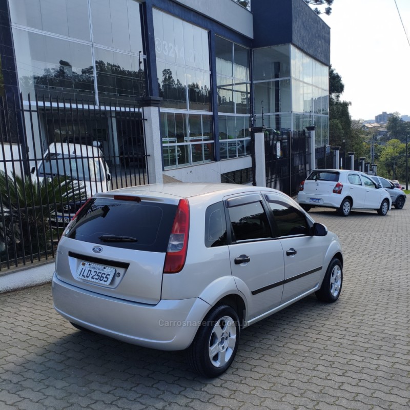 FIESTA 1.0 MPI PERSONNALITÉ 8V GASOLINA 4P MANUAL - 2003 - CAXIAS DO SUL