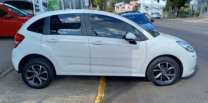 C3 1.5 TENDANCE 8V FLEX 4P MANUAL - 2017 - FARROUPILHA
