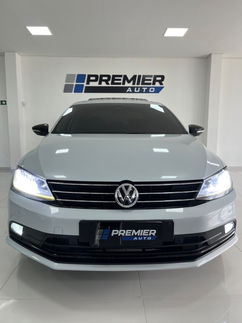 JETTA 1.4 16V TSI COMFORTLINE GASOLINA 4P TIPTRONIC - 2011 - CAXIAS DO SUL