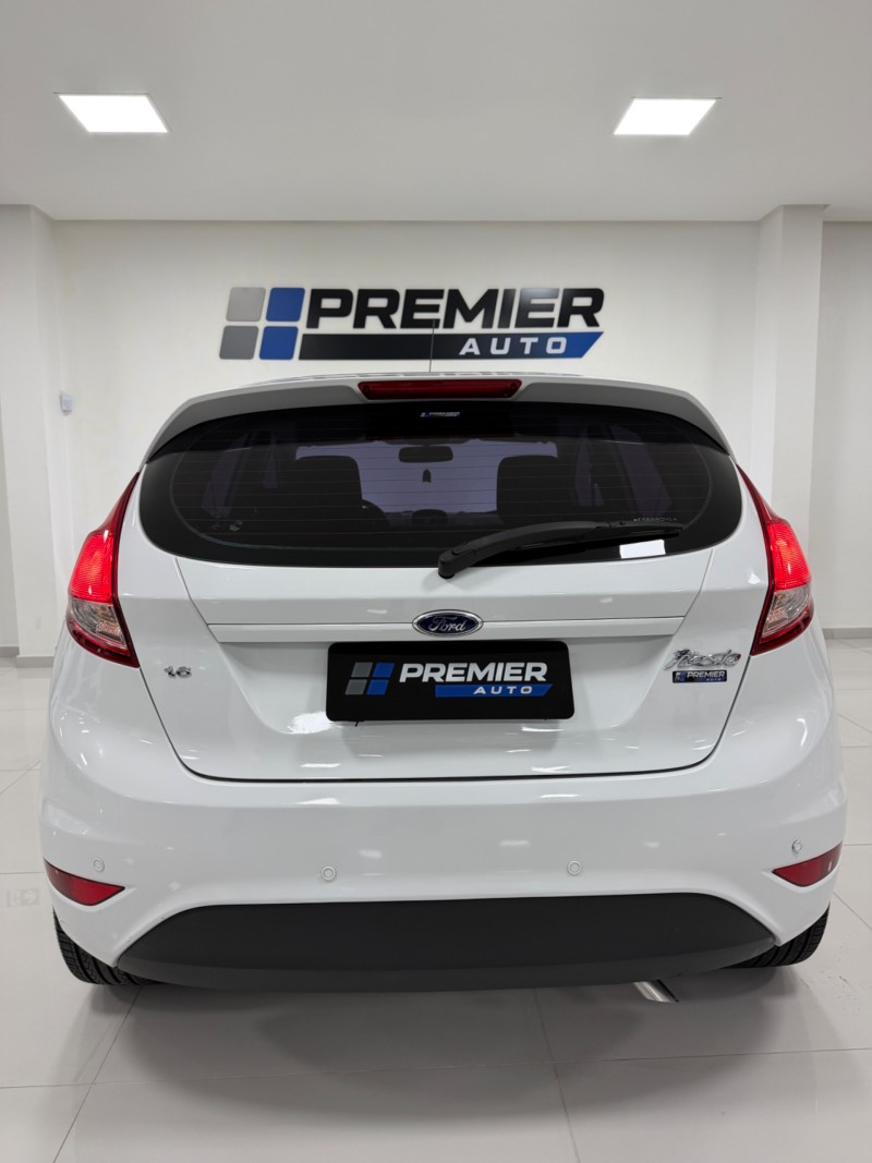FIESTA 1.6 SE HATCH 16V FLEX 4P AUTOMÁTICO - 2014 - CAXIAS DO SUL