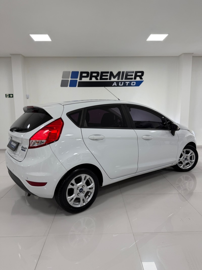 FIESTA 1.6 SE HATCH 16V FLEX 4P AUTOMÁTICO - 2014 - CAXIAS DO SUL