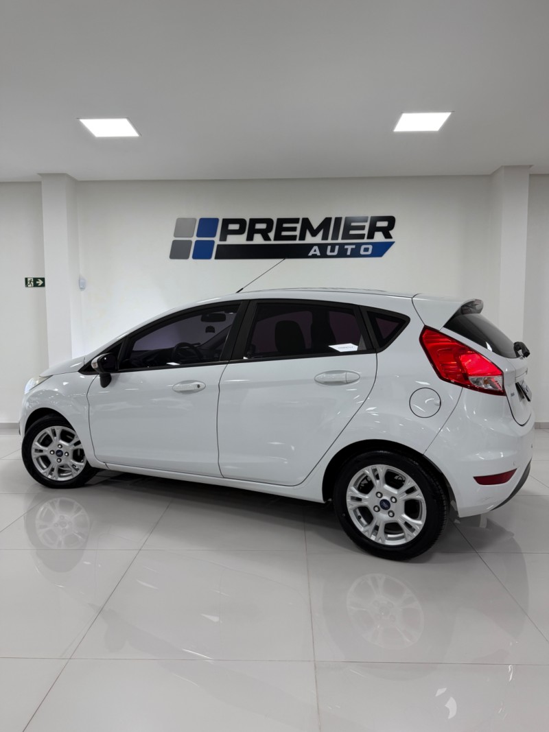 FIESTA 1.6 SE HATCH 16V FLEX 4P AUTOMÁTICO - 2014 - CAXIAS DO SUL