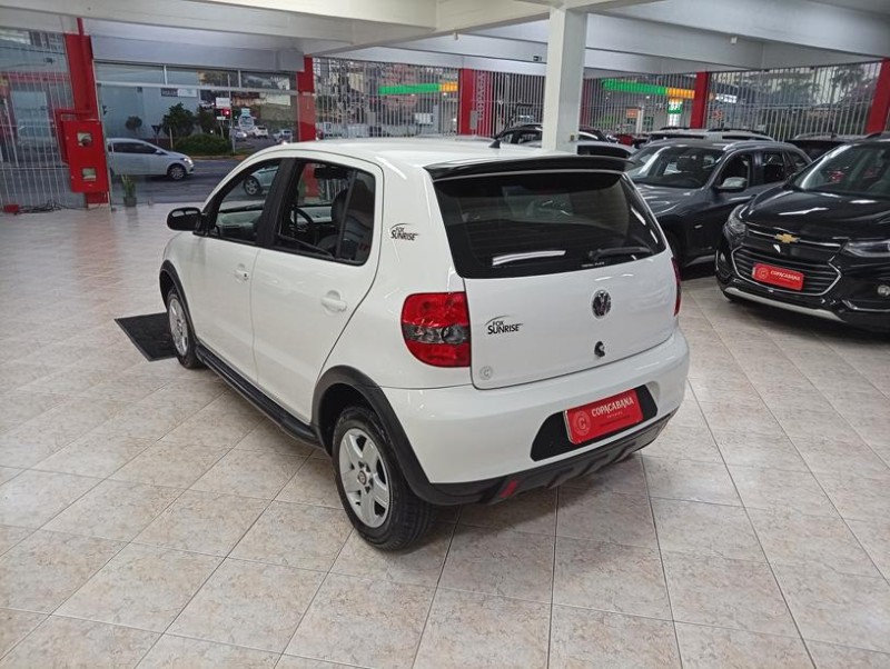 FOX 1.0 MI SUNRISE 8V FLEX 4P MANUAL - 2010 - CAXIAS DO SUL