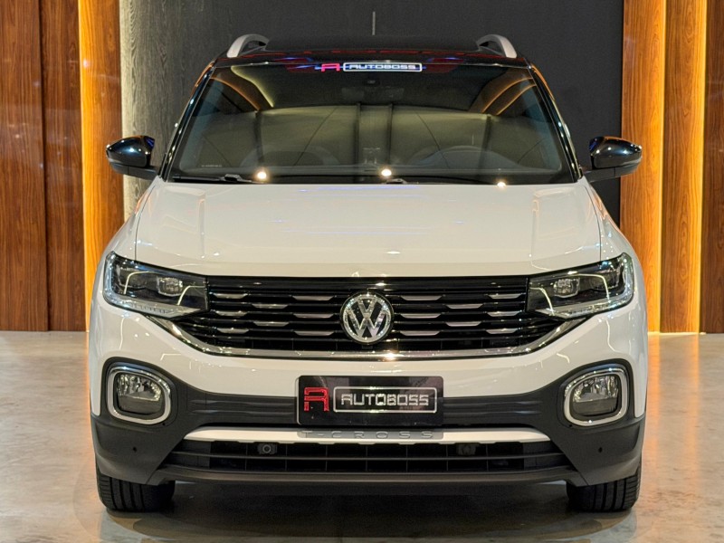 T-CROSS 1.4 HIGHLINE TSI 16V FLEX 4P AUTOMÁTICO - 2020 - NOVO HAMBURGO
