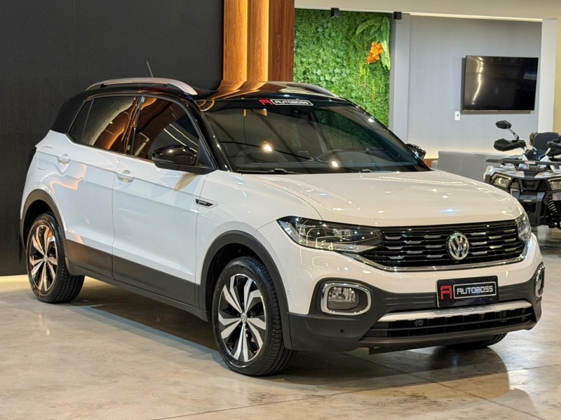 T-CROSS 1.4 HIGHLINE TSI 16V FLEX 4P AUTOMÁTICO - 2020 - NOVO HAMBURGO