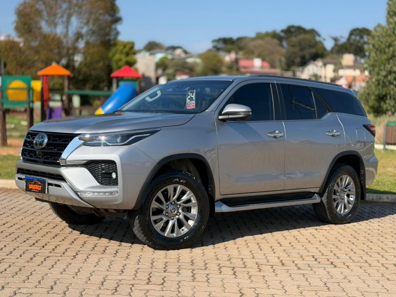 hilux sw4 2.8 srx 4x4 7 lugares 16v turbo intercooler diesel 4p automatico 2024 lagoa vermelha